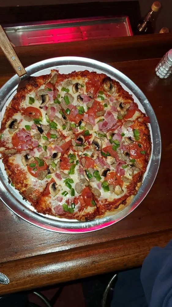 Charlie's Special Pizza